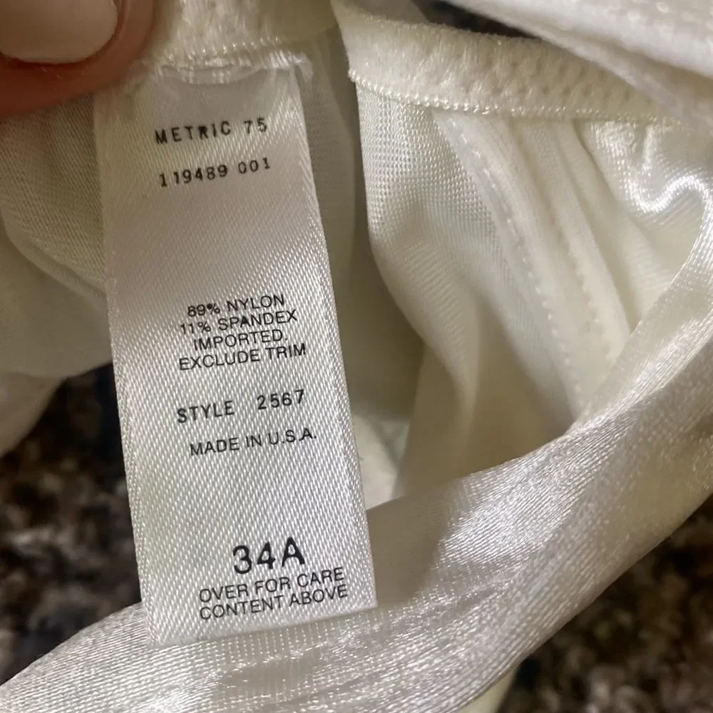 Vintage Victoria’s Secret Second Skin Satin Racerback from close Bra 34A Ivory